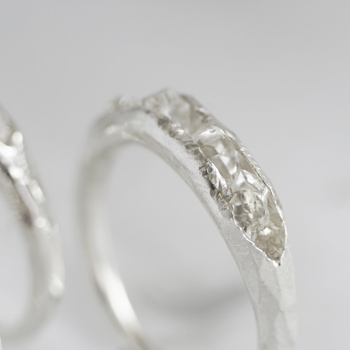 HIDDEN GEM RING