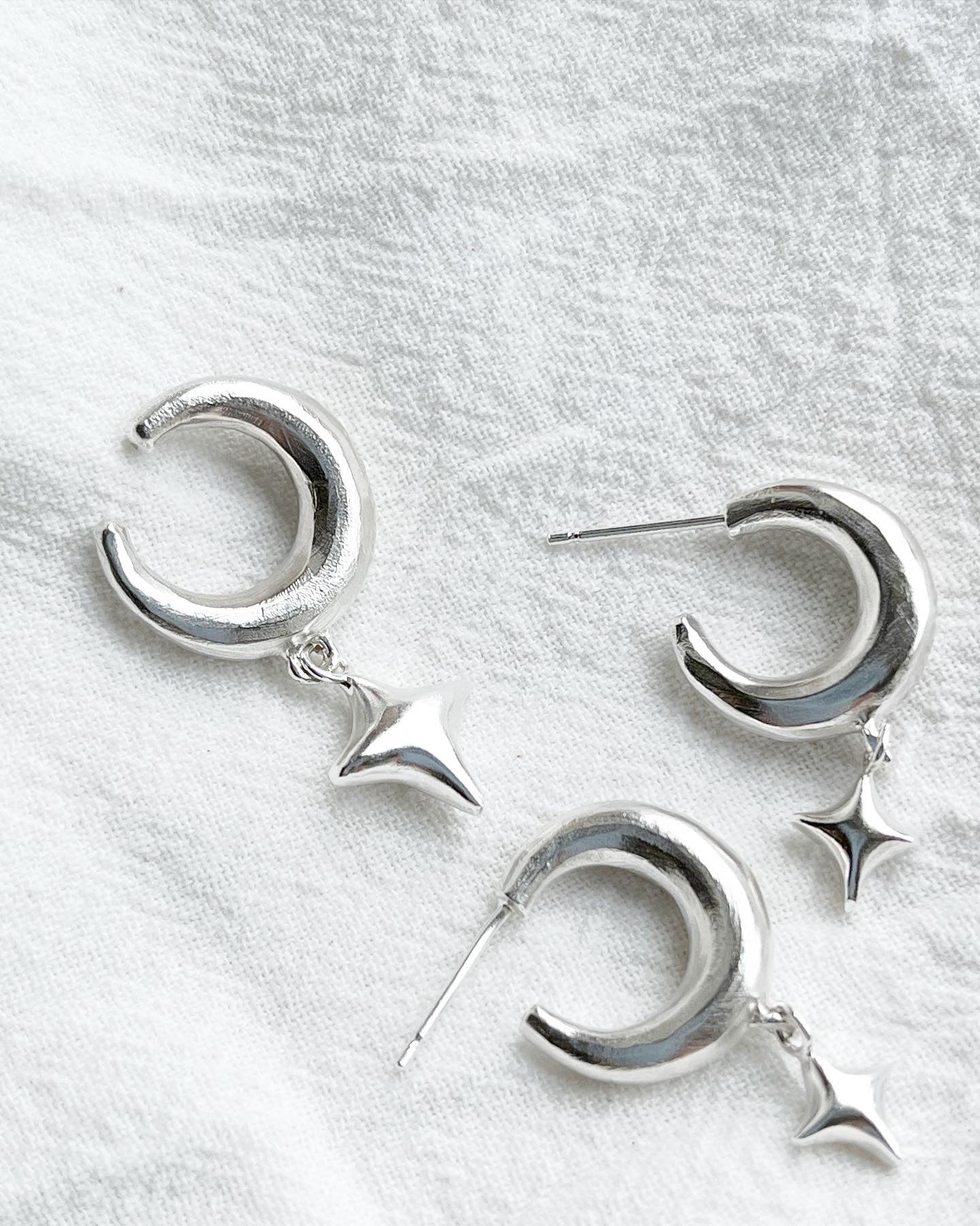 Crescent & Star Earcuff