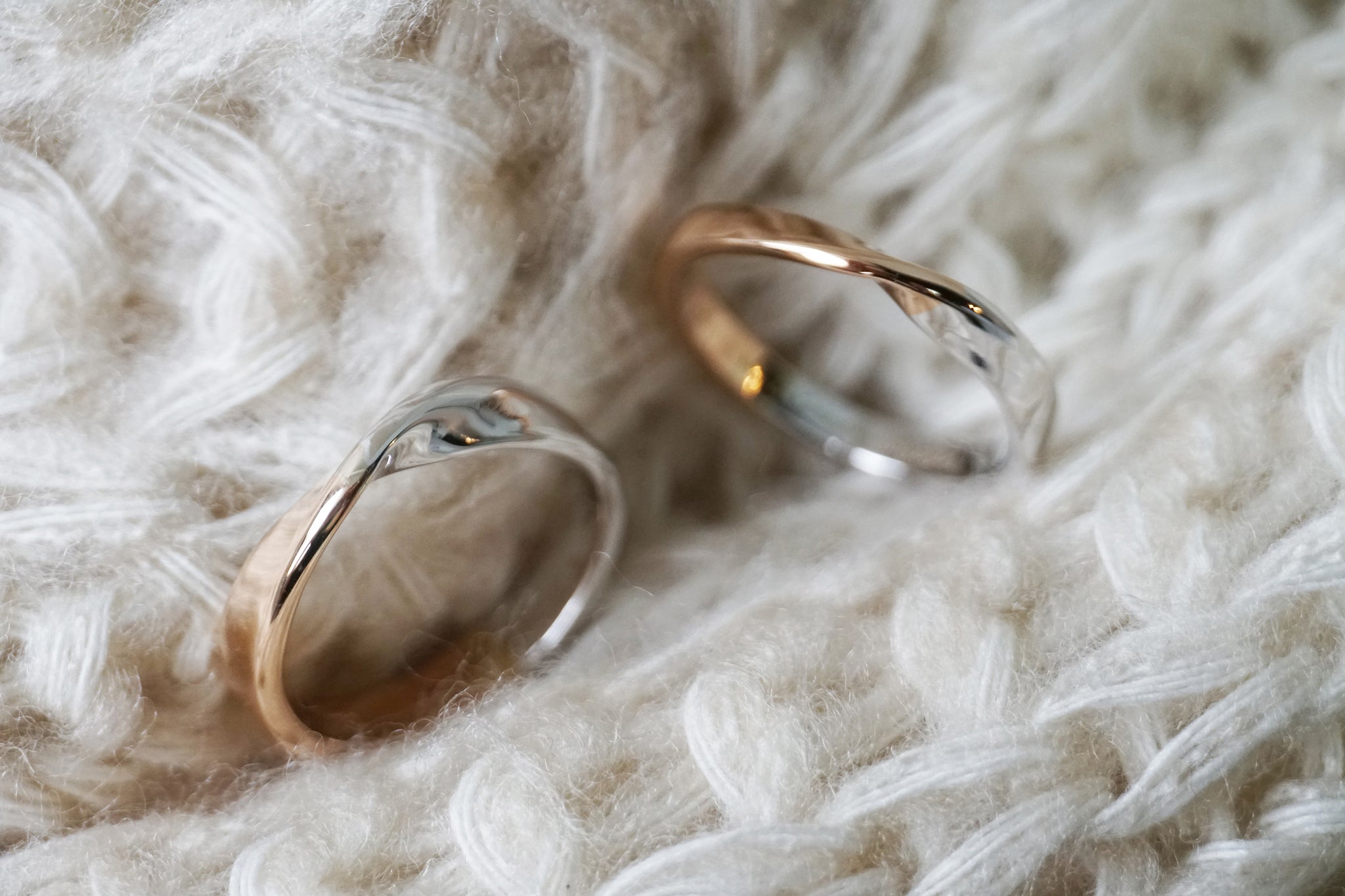 Mobius Wedding Ring set